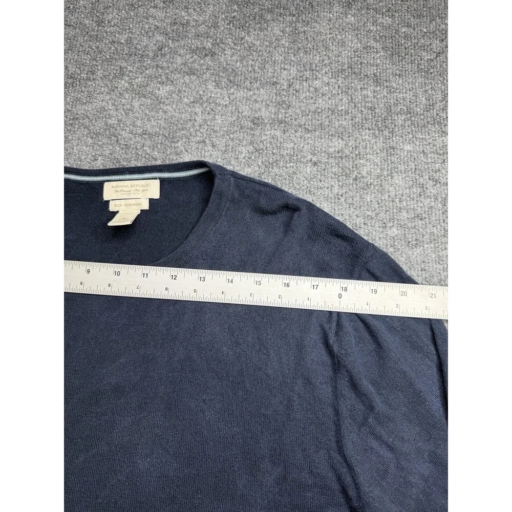 Banana Republic Sweater Mens Large Navy Blue Silk  Cashmere Crew Neck Long Slv